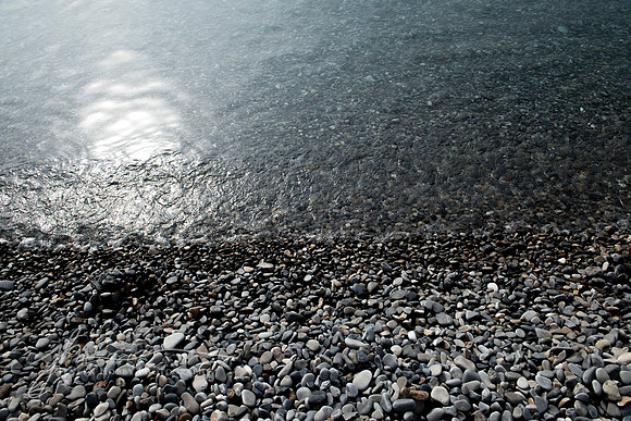 "Moment's Notice", Pebble beach, Nice, France