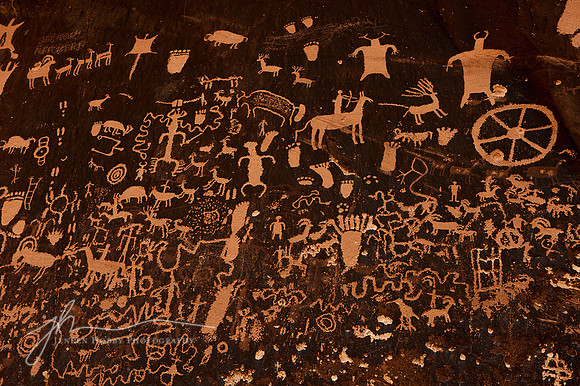 Newspaper Rock Petroglyphs, Utah