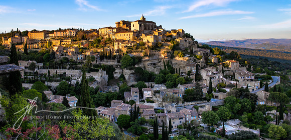 Gordes, the Luberon Valley, Provence, France